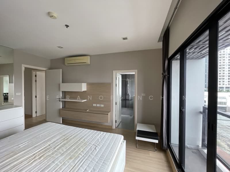 Urbano Absolute Sathon-Taksin, Bangkok, 345 Charoen Nakhon 14/2 Alley, Khlong Ton Sai, Khlong San, Bangkok, 2 Bedrooms, 74 sqm, Condo For Sale, by Teeranop Inchan, 500197989 - DDproperty.com