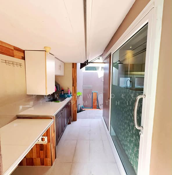 Jomtien Condotel and Village, Chon Buri (Pattaya), 318/39 Thappraya Rd, Nong Pru, Bang Lamung (Pattaya), Chon Buri (Pattaya), 3 Bedrooms, 260 sqm, Condo For Rent, by Pukkawadee Thapmathi, 500197993 - DDproperty.com