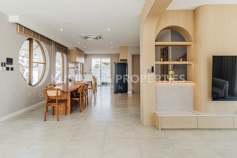 แม่เหียะ, Chiang Mai, Mae Hia, Muang Chiang Mai, Chiang Mai, 4 Bedrooms, 348 sqm, Single Detached House For Sale, by Tanannat Porntadapattanayothin, 500198026 - DDproperty.com