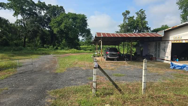 ที่ดินพร้อมสิ่งปลูกสร้างตากฟ้า นครสวรรค์, Nakhon Sawan, Lamphayon, Tak Fa, Nakhon Sawan, , 24,304 sqm, Land For Sale, by The Best Property ข้าว, 500198043 - DDproperty.com