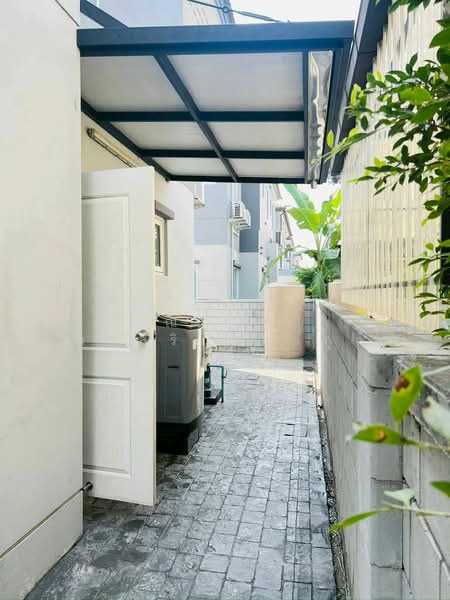 Centro Bangna-Wongwean, Bangkok, Kanchanaphisek Road, Dok Mai, Prawet, Bangkok, 4 Bedrooms, 200 sqm, Single Detached House For Rent, by ณภัทร พรสิริเมธากุล, 500198115 - DDproperty.com