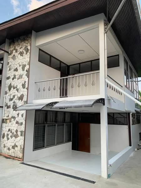 ให้เช่า บ้านตกแต่งพร้อมอยู่ 5นอน 4น้ำ 5ที่จอดรถ สุขุมวิท 600เมตรถึงBTS ปุณณวิถี (TH8-03726), กรุงเทพ, บางจาก, พระโขนง, กรุงเทพ, 400 ตร.ม., บ้านเดี่ยว ให้เช่า, โดย ณภัทร พรสิริเมธากุล, 500198157 - DDproperty.com