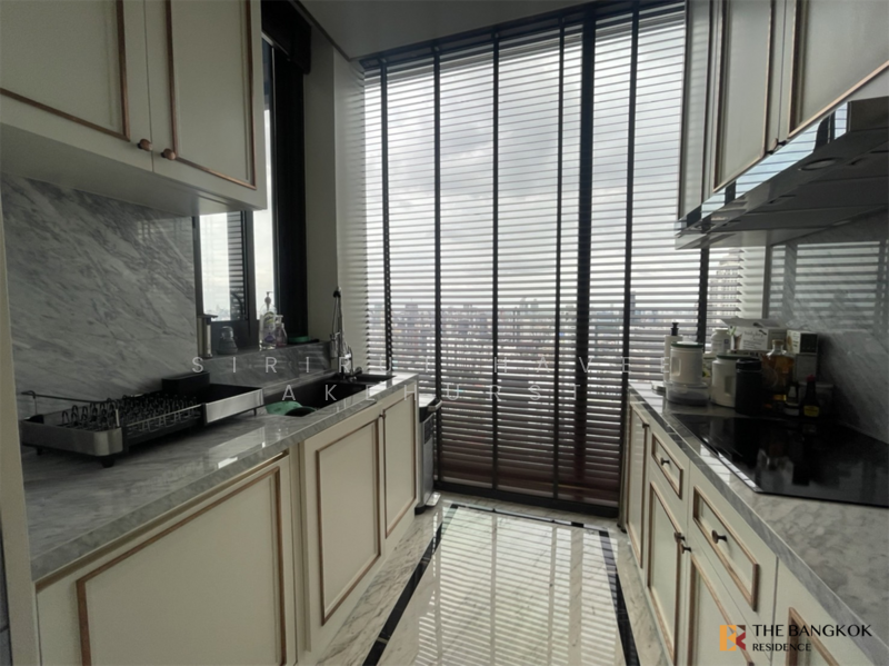 The Esse at Singha Complex, Bangkok, 1788 New Petchaburi Rd, Khlongtoei Nua, Watthana, Bangkok, 3 Bedrooms, 244 sqm, Condo For Sale, by Sirirut Havee Akehurst, 500198171 - DDproperty.com