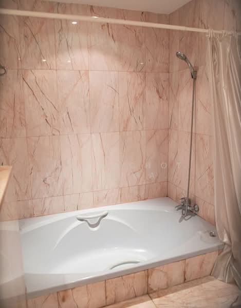 Rattanakosin View Mansion, Bangkok, Soi Chueng Charoen Phanich, Bang Yi Khan, Bang Phlat, Bangkok, 3 Bedrooms, 280 sqm, Condo For Rent, by Thanachot Khantigamongun, 500198183 - DDproperty.com