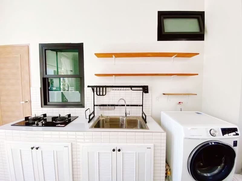 บ้านให้เช่า –ใกล้โรงเรียนช่องฟ้าซินเซิงวาณิชบำรุง เพียง 10 นาที ค่าเช่า 28,000 บาท /เดือน No.15H329, Chiang Mai, Tha Wang Tal, Saraphi, Chiang Mai, 3 Bedrooms, 150 sqm, Single Detached House For Rent, by Rutchaporn Tunsiri, 500198194 - DDproperty.com