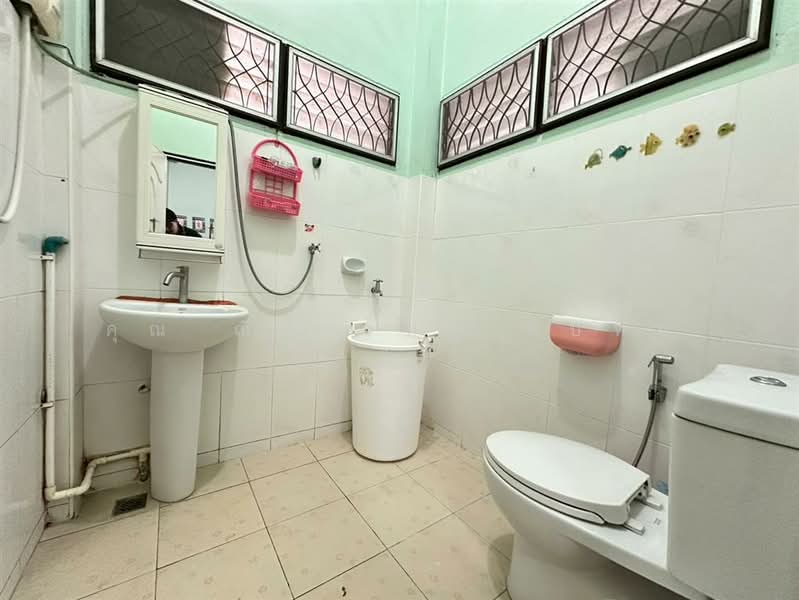 Si Chaithong 3 : สี่ไชยทอง 3, นนทบุรี, ปากเกร็ด, ปากเกร็ด, นนทบุรี, 140 ตร.ม., ทาวน์เฮ้าส์ ขาย, โดย คุณ ณิชารดา ทับทิม (เคท), 500198221 - DDproperty.com