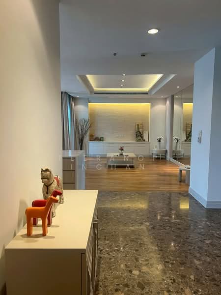 Royal Residence Park, Bangkok, 99 Royal Resident Park Lumphini, Lumphini, Pathum Wan, Bangkok, 3 Bedrooms, 220 sqm, Condo For Rent, by Teeranop Inchan, 500198235 - DDproperty.com