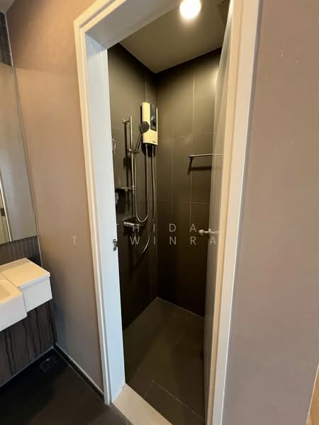 Centric Huai Khwang Station, Bangkok, - Ratchadaphisek Road, Huai Khwang, Huai Khwang, Bangkok, 2 Bedrooms, 51 sqm, Condo For Rent, by Thida Thewinram, 500198240 - DDproperty.com