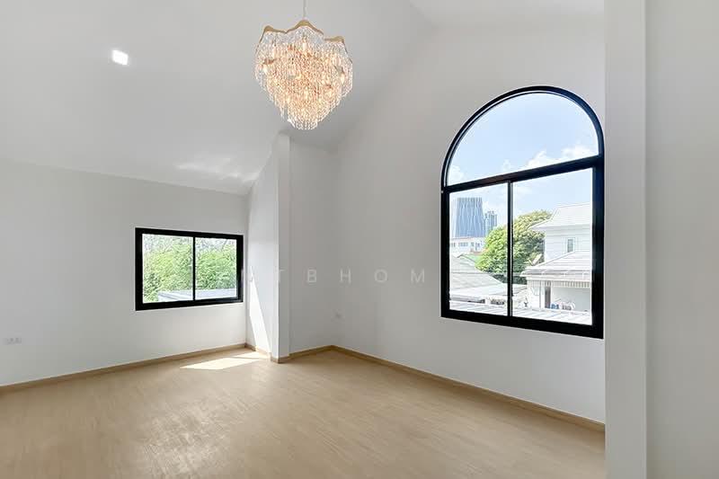 กฤษดานคร แจ้งวัฒนะ, Nonthaburi, Bang Talat, Pak Kret, Nonthaburi, 4 Bedrooms, 200 sqm, Single Detached House For Sale, by NTBHOME, 500198243 - DDproperty.com