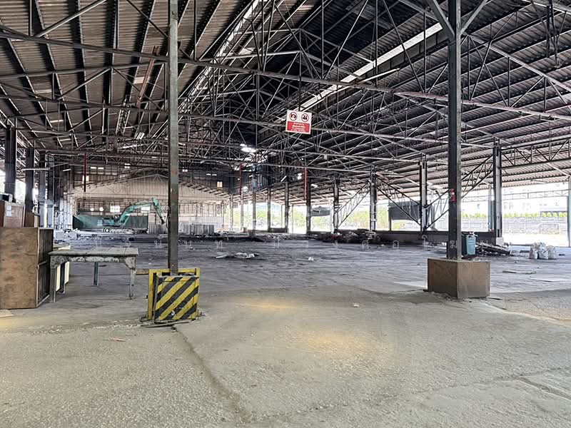 Land 22 rai for Factory Warehouse Development on Praeksa near Bangpu Industrial Estate, Samut Prakan, Phraeksa, Muang Samut Prakarn, Samut Prakan, , 36,384 sqm, Land For Sale, by Chanitnun Mewongukote, 500198244 - DDproperty.com