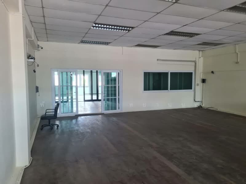 อาคารคอนกรีตเสริมเหล็ก 3 ชั้น ซ.สุขสวัสดิ์41, Samut Prakan, Bang Phung, Phra Pra Daeng, Samut Prakan, , 180 sqm, Shophouse For Rent, by Patcharee Sawtyanon, 500198247 - DDproperty.com