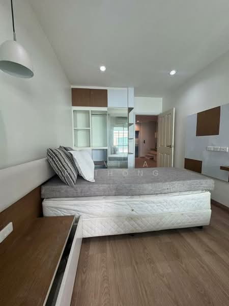 Villette City Pattanakarn 38, Bangkok, Phatthanakan Road, Prawet, Prawet, Bangkok, 3 Bedrooms, 300 sqm, Single Detached House For Sale, by Savita Pothong, 500198273 - DDproperty.com