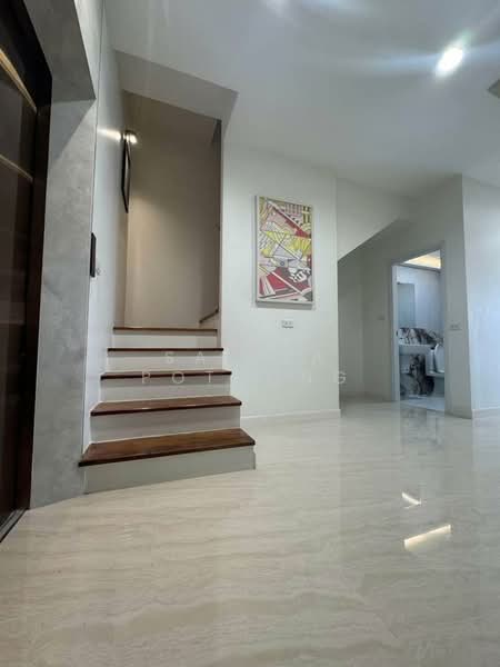 Villette City Pattanakarn 38, Bangkok, Phatthanakan Road, Prawet, Prawet, Bangkok, 3 Bedrooms, 300 sqm, Single Detached House For Sale, by Savita Pothong, 500198273 - DDproperty.com