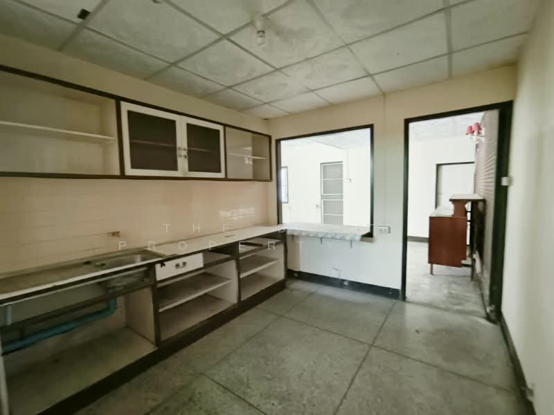 บ้านเดี่ยวพร้อมที่ดินพระโขนง กรุงเทพมหานคร, Bangkok, Bang Chak, Phra Khanong, Bangkok, 2 Bedrooms, 100 sqm, Single Detached House For Sale, by The Best Property นก, 500198275 - DDproperty.com