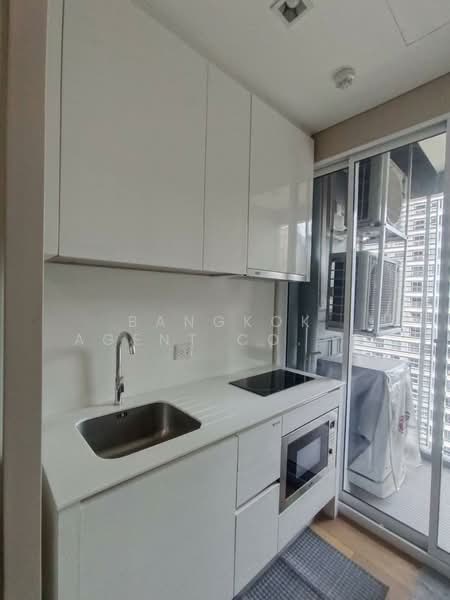 The Saint Residences Ladprao, Bangkok, 588 Vibhavadi-Rangsit Road, Jom Phon, Chatuchak, Bangkok, 1 Bedroom, 31 sqm, Condo For Rent, by Bangkok Agent Co.,Ltd., 500198308 - DDproperty.com