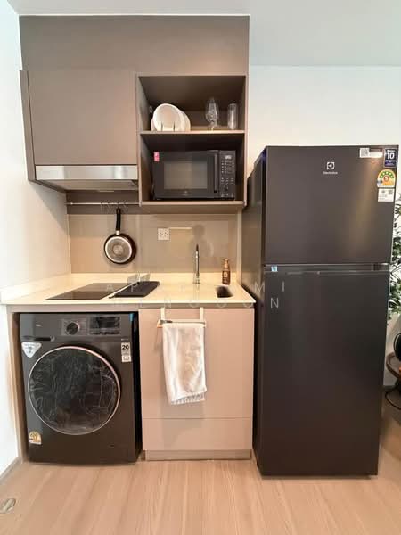 Aspire Sukhumvit-Rama 4, Bangkok, 4404 Rama 4 Road, Phra Kanong, Khlong Toei, Bangkok, 1 Bedroom, 31 sqm, Condo For Rent, by Aparasmi Mengoon, 500198313 - DDproperty.com