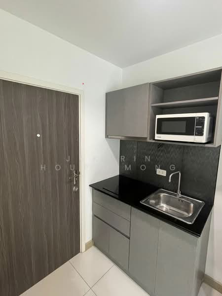 Thana Astoria Pinklao, Bangkok, Soi Charansanitwong 46 Yak 2, Bang Yi Khan, Bang Phlat, Bangkok, 1 Bedroom, 30 sqm, Condo For Rent, by Jakarin Houpramong, 500198317 - DDproperty.com
