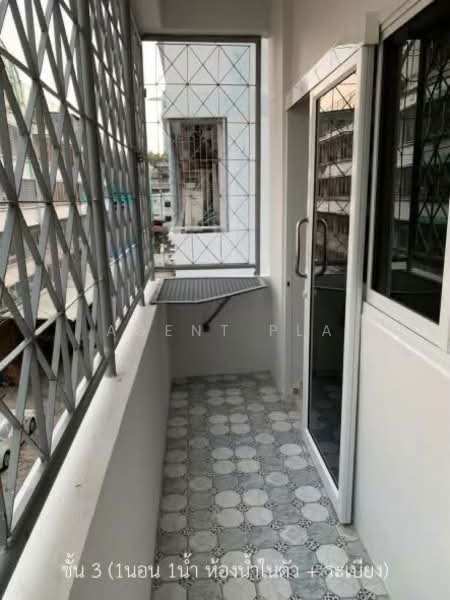 For Rent: Renovated 5.5-Story Commercial Building in the Heart of Sathorn, Near BTS (SPSAD3881), Bangkok, Thung Wat Don, Sathon, Bangkok, , 252 sqm, Shophouse For Rent, by Agent Pla, 500198335 - DDproperty.com