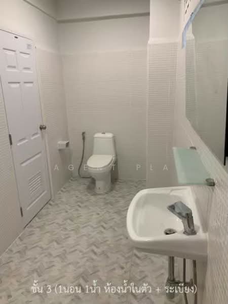 For Rent: Renovated 5.5-Story Commercial Building in the Heart of Sathorn, Near BTS (SPSAD3881), Bangkok, Thung Wat Don, Sathon, Bangkok, , 252 sqm, Shophouse For Rent, by Agent Pla, 500198335 - DDproperty.com