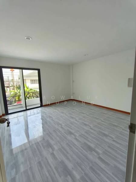 Suthavee Cluster House, Samut Prakan, Bang Phli-Tamru Road, Bangphli Yai, Bang Plee, Samut Prakan, 4 Bedrooms, 170 sqm, Townhouse For Rent, by Saowaluk Anupong, 500198365 - DDproperty.com