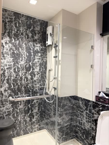 Life One Wireless, Bangkok, 1 Wireless Road, Lumphini, Pathum Wan, Bangkok, 1 Bedroom, 35 sqm, Condo For Rent, by Nalinee Chansiricharoen, 500198413 - DDproperty.com