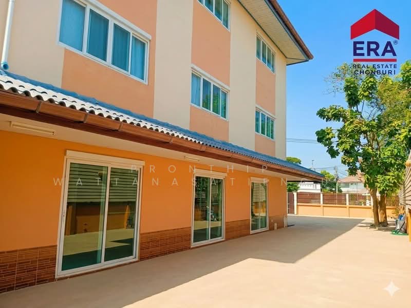 ขายบ้านเดี่ยว 3 ชั้น หลังมุม ที่ดิน 252 ตร.วา หมู่บ้านสามมุขธานี อ่างศิลา ใกล้หาดบางแสน, ชลบุรี, แสนสุข, เมืองชลบุรี, ชลบุรี, 690 ตร.ม., บ้านเดี่ยว ขาย, โดย Pronthip Wattanasatiengul, 500198423 - DDproperty.com