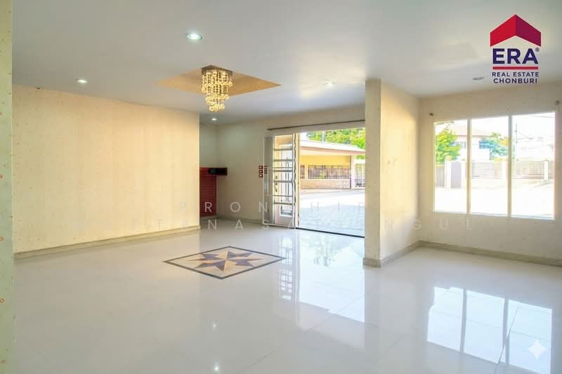 ขายบ้านเดี่ยว 3 ชั้น หลังมุม ที่ดิน 252 ตร.วา หมู่บ้านสามมุขธานี อ่างศิลา ใกล้หาดบางแสน, ชลบุรี, แสนสุข, เมืองชลบุรี, ชลบุรี, 690 ตร.ม., บ้านเดี่ยว ขาย, โดย Pronthip Wattanasatiengul, 500198423 - DDproperty.com