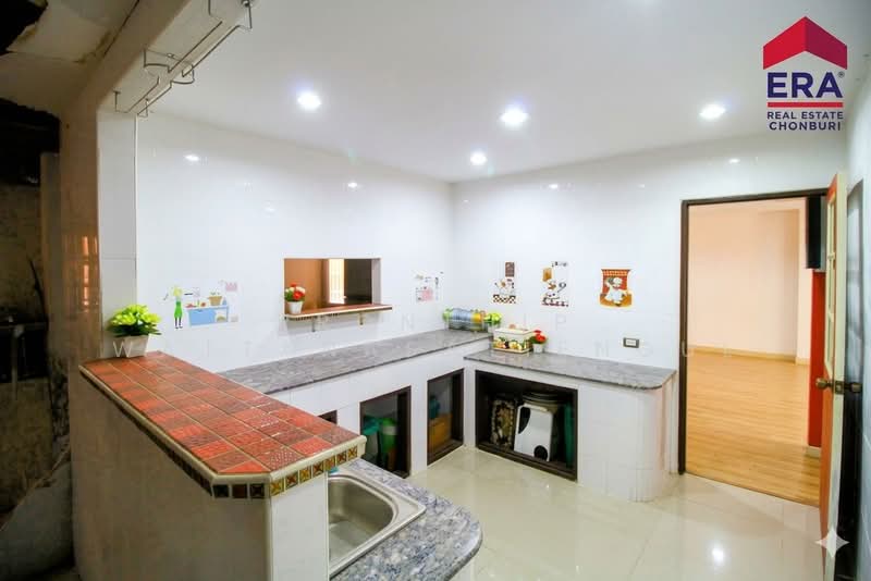 ขายบ้านเดี่ยว 3 ชั้น หลังมุม ที่ดิน 252 ตร.วา หมู่บ้านสามมุขธานี อ่างศิลา ใกล้หาดบางแสน, ชลบุรี, แสนสุข, เมืองชลบุรี, ชลบุรี, 690 ตร.ม., บ้านเดี่ยว ขาย, โดย Pronthip Wattanasatiengul, 500198423 - DDproperty.com