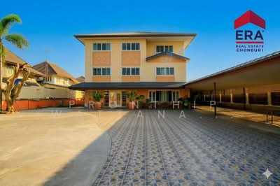 ขาย - ขายบ้านเดี่ยว 3 ชั้น หลังมุม ที่ดิน 252 ตร.วา หมู่บ้านสามมุขธานี อ่างศิลา ใกล้หาดบางแสน, ชลบุรี
