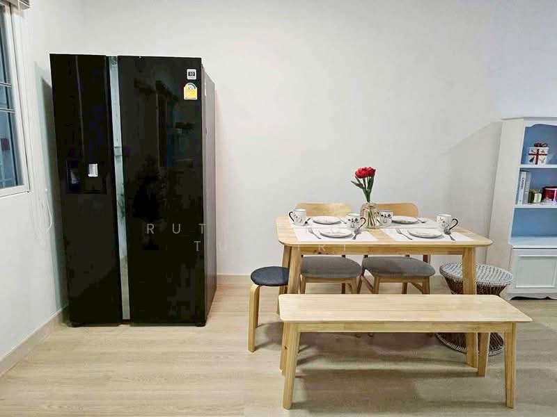 ทาวน์เฮ้าส์ในโครงการ ให้เช่า – ใกล้บิ๊กซีแม่เหียะ เพียง 5 นาที ค่าเช่า 25,000 บาท / เดือน No.9H867, Chiang Mai, Mae Hia, Muang Chiang Mai, Chiang Mai, 4 Bedrooms, 170 sqm, Townhouse For Rent, by Rutchaporn Tunsiri, 500198434 - DDproperty.com