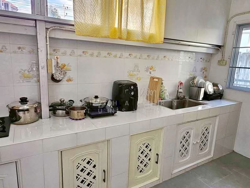 ทาวน์เฮ้าส์ในโครงการ ให้เช่า – ใกล้บิ๊กซีแม่เหียะ เพียง 5 นาที ค่าเช่า 25,000 บาท / เดือน No.9H867, เชียงใหม่, แม่เหียะ, เมืองเชียงใหม่, เชียงใหม่, 170 ตร.ม., ทาวน์เฮ้าส์ ให้เช่า, โดย Rutchaporn Tunsiri, 500198434 - DDproperty.com