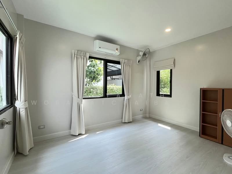 Centro Bangna Km.7, Samut Prakan, Buanakarin Road, Bang Kaeo, Bang Plee, Samut Prakan, 4 Bedrooms, 175 sqm, Single Detached House For Rent, by Chanyanath Worawatchaibaworn, 500198435 - DDproperty.com