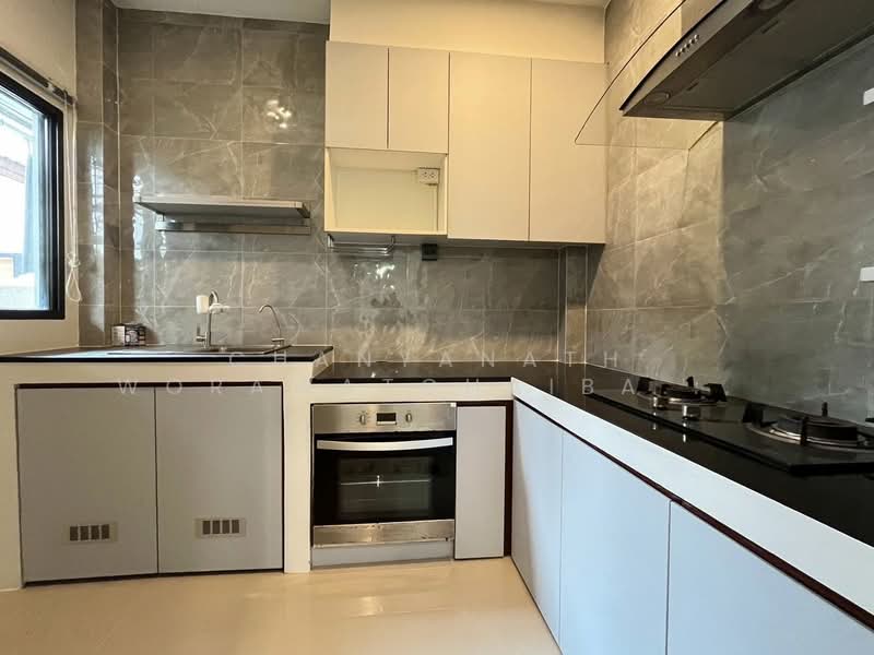 Centro Bangna Km.7, Samut Prakan, Buanakarin Road, Bang Kaeo, Bang Plee, Samut Prakan, 4 Bedrooms, 175 sqm, Single Detached House For Rent, by Chanyanath Worawatchaibaworn, 500198435 - Centro Bangna km 7 - DDproperty.com