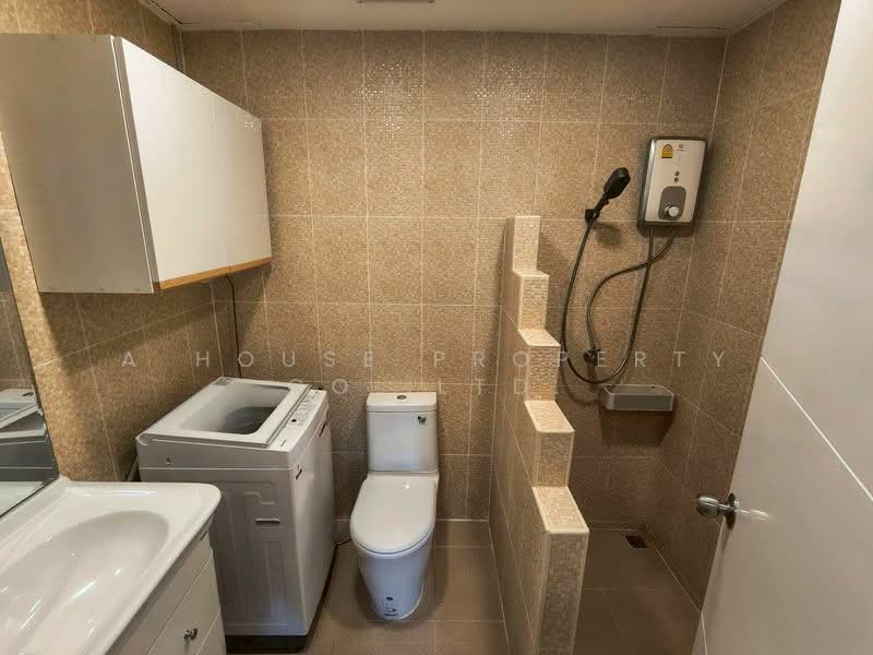 Condo 9 Sriracha, Chon Buri (Pattaya), 89 Road Soi /1, Surasak, Si Racha, Chon Buri (Pattaya), 1 Bedroom, 35 sqm, Condo For Sale, by A House Property Co.,Ltd., 500198437 - DDproperty.com