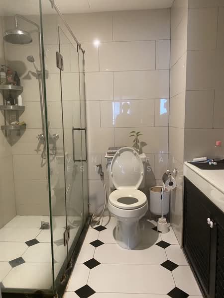 Icon III, Bangkok, 858 Sukhumvit Road, Khlong Tan Nua, Watthana, Bangkok, 1 Bedroom, 48 sqm, Condo For Rent, by Living Real Estates, 500198449 - DDproperty.com