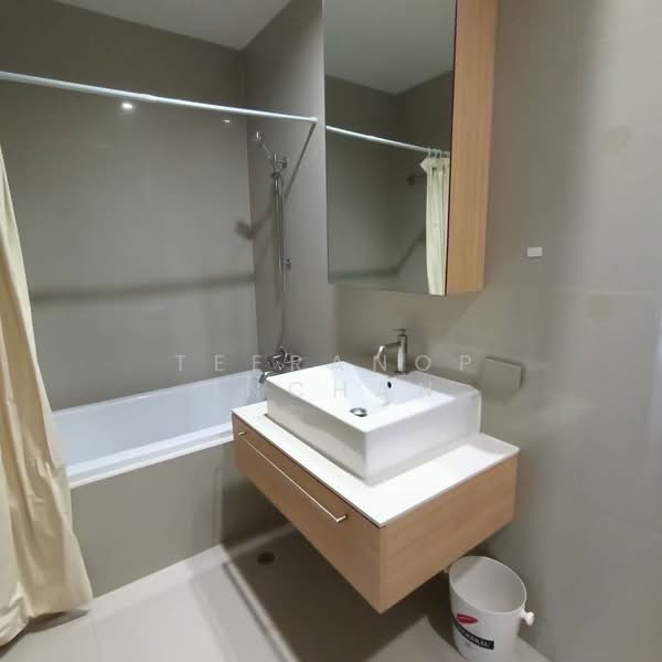 The Issara Ladprao, Bangkok, 296 Ladpao Road, Jom Phon, Chatuchak, Bangkok, 1 Bedroom, 52 sqm, Condo For Sale, by Teeranop Inchan, 500198510 - DDproperty.com
