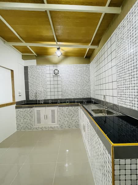 Ban Rom Ngao Mai, Nonthaburi, Soi Ban Rom Ngao Mai, Bang Khu Rat, Bang Bua Thong, Nonthaburi, 2 Bedrooms, 100 sqm, Townhouse For Sale, by NRagent, 500198527 - DDproperty.com