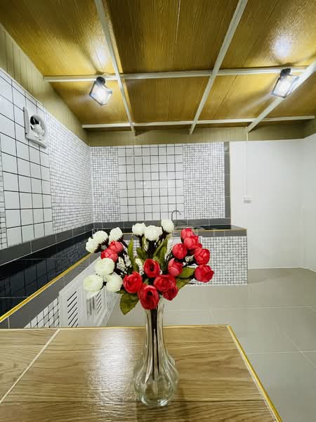 Ban Rom Ngao Mai, Nonthaburi, Soi Ban Rom Ngao Mai, Bang Khu Rat, Bang Bua Thong, Nonthaburi, 2 Bedrooms, 100 sqm, Townhouse For Sale, by NRagent, 500198527 - DDproperty.com