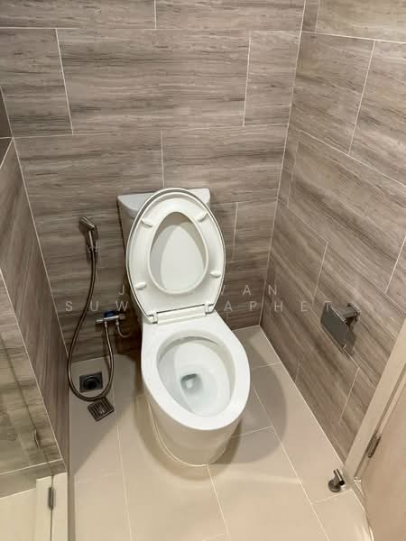 Maestro 03 Ratchada-Rama 9, Bangkok, Soi Ratchadaphisek 3 Ratchadaphisek Road, Din Daeng, Din Daeng, Bangkok, 1 Bedroom, 29 sqm, Condo For Rent, by Jirawan Suwannaphet, 500198530 - DDproperty.com