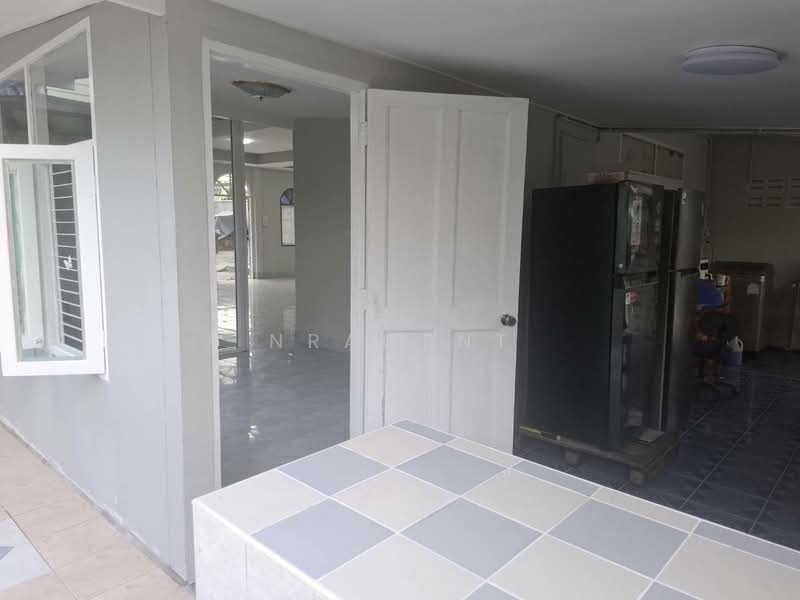 บ้านเดี่ยว 2 หลัง พร้อมโกดัง 1 หลัง ซอยบางแวก 120, Bangkok, Bang Phai, Bang Khae, Bangkok, 5 Bedrooms, 200 sqm, Single Detached House For Sale, by NRagent, 500198532 - DDproperty.com