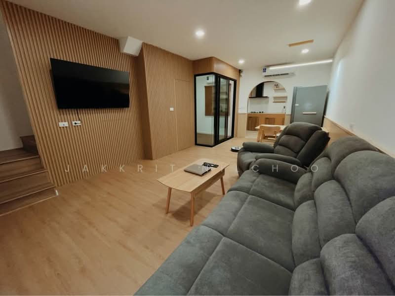 Patio Srinakarin-Rama 9, Bangkok, Krungthep Kreetha Road, Hua Mak, Bang Kapi, Bangkok, 3 Bedrooms, 191 sqm, Townhouse For Rent, by Jakkrit Nilchoo, 500198581 - DDproperty.com