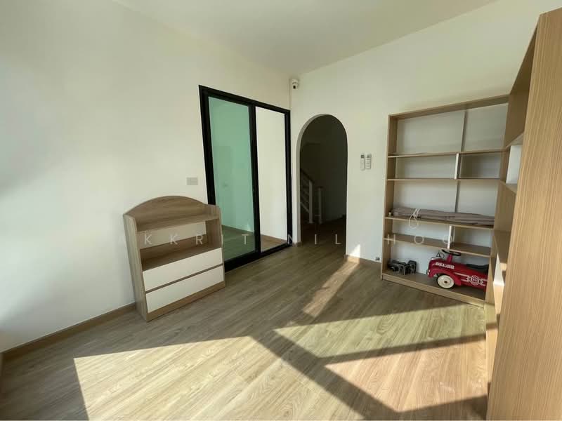 Patio Srinakarin-Rama 9, Bangkok, Krungthep Kreetha Road, Hua Mak, Bang Kapi, Bangkok, 3 Bedrooms, 191 sqm, Townhouse For Rent, by Jakkrit Nilchoo, 500198581 - DDproperty.com