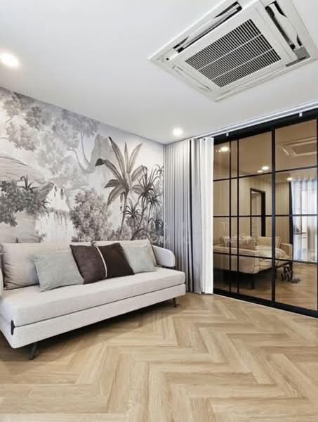 President Park Sukhumvit 24, Bangkok, 99 Sukhumvit 24 Alley, Khlongtoei Nua, Watthana, Bangkok, 4 Bedrooms, 223 sqm, Condo For Rent, by Banjarat Thanomchat, 500198625 - DDproperty.com