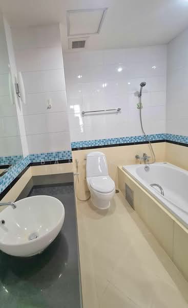 Citi Smart Sukhumvit 18, Bangkok, 366 Soi Sukhumvit 18, Sukhumvit Road, Khlong Toei, Khlong Toei, Bangkok, 2 Bedrooms, 88 sqm, Condo For Sale, by Banjarat Thanomchat, 500198630 - DDproperty.com