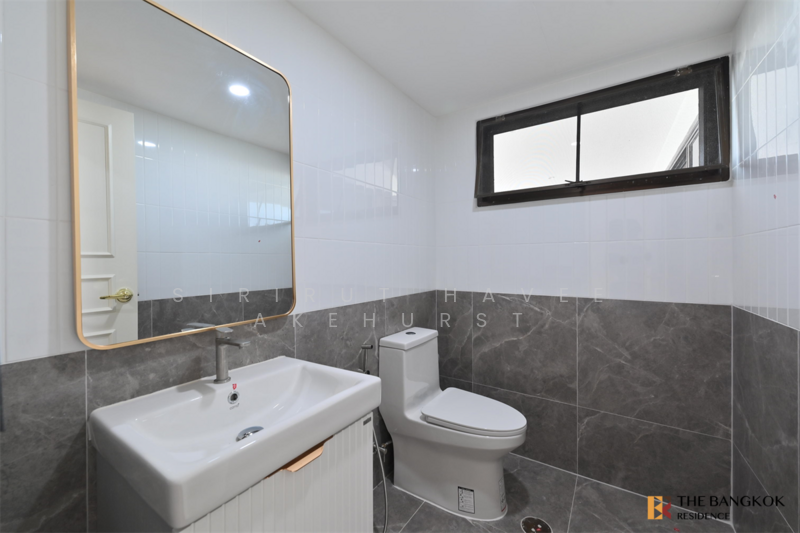 Prestige Towers, Bangkok, 168 Soi Sukhumvit 23, Khlongtoei Nua, Watthana, Bangkok, 3 Bedrooms, 174 sqm, Condo For Sale, by Sirirut Havee Akehurst, 500198638 - DDproperty.com