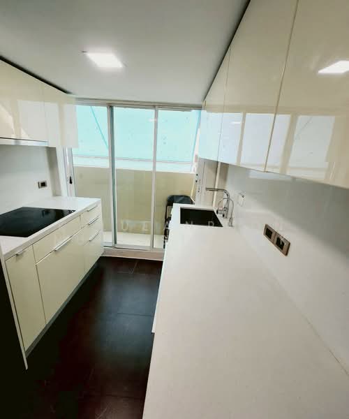 59 Heritage, Bangkok, 18 Soi Sukhumvit 59, Khlong Tan Nua, Watthana, Bangkok, 4 Bedrooms, 200 sqm, Condo For Rent, by Khlueanphon Nukulsirisak, 500198650 - DDproperty.com