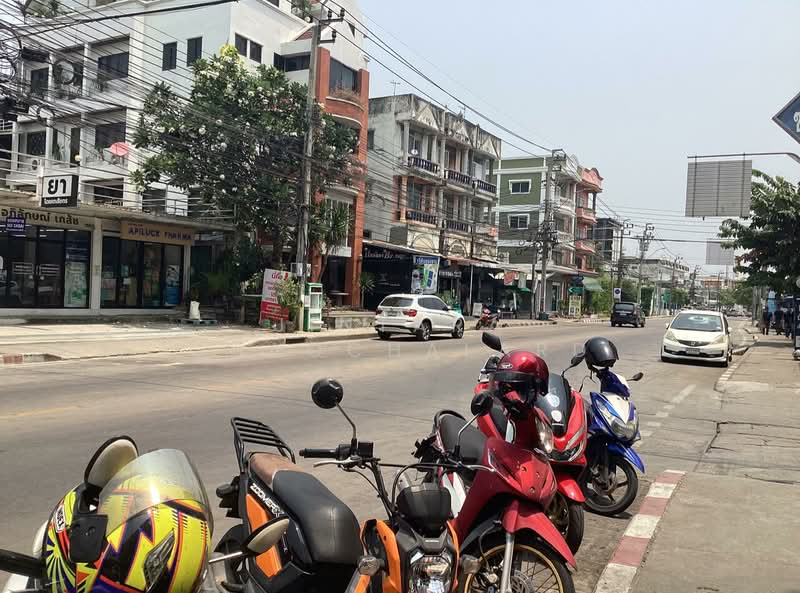 ให้เช่าที่ดินถ.บางแวก 2 แปลง 170 และ 172 ตร.วา ถมแล้ว สี่เหลี่ยม ทำเลดี ราคาคุ้ม, Bangkok, บางวแก, Bang Waek, Phasi Charoen, Bangkok, , 680 sqm, Land For Rent, by Jintara Chaochalard, 500198654 - DDproperty.com