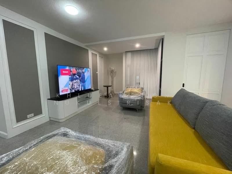 Sithakarn Condominium, Bangkok, 19 22 Chit Lom Alley, Lumphini, Pathum Wan, Bangkok, 3 Bedrooms, 240 sqm, Condo For Rent, by Khlueanphon Nukulsirisak, 500198662 - DDproperty.com