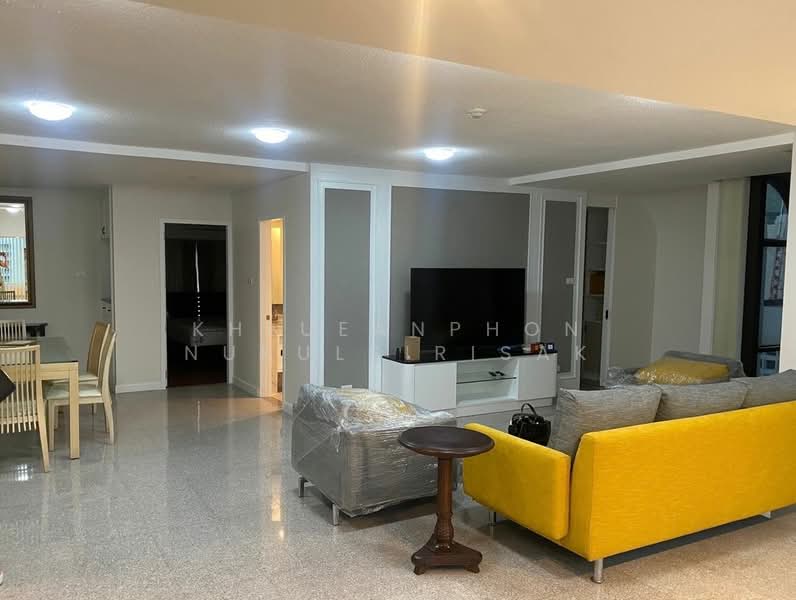 Sithakarn Condominium, Bangkok, 19 22 Chit Lom Alley, Lumphini, Pathum Wan, Bangkok, 3 Bedrooms, 240 sqm, Condo For Rent, by Khlueanphon Nukulsirisak, 500198662 - DDproperty.com