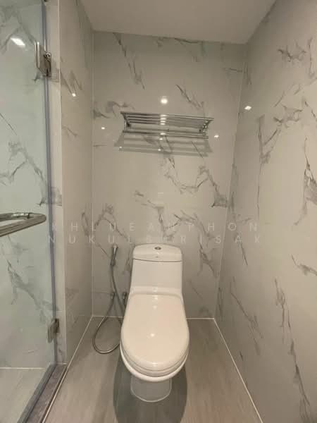 Sithakarn Condominium, Bangkok, 19 22 Chit Lom Alley, Lumphini, Pathum Wan, Bangkok, 3 Bedrooms, 240 sqm, Condo For Rent, by Khlueanphon Nukulsirisak, 500198662 - DDproperty.com